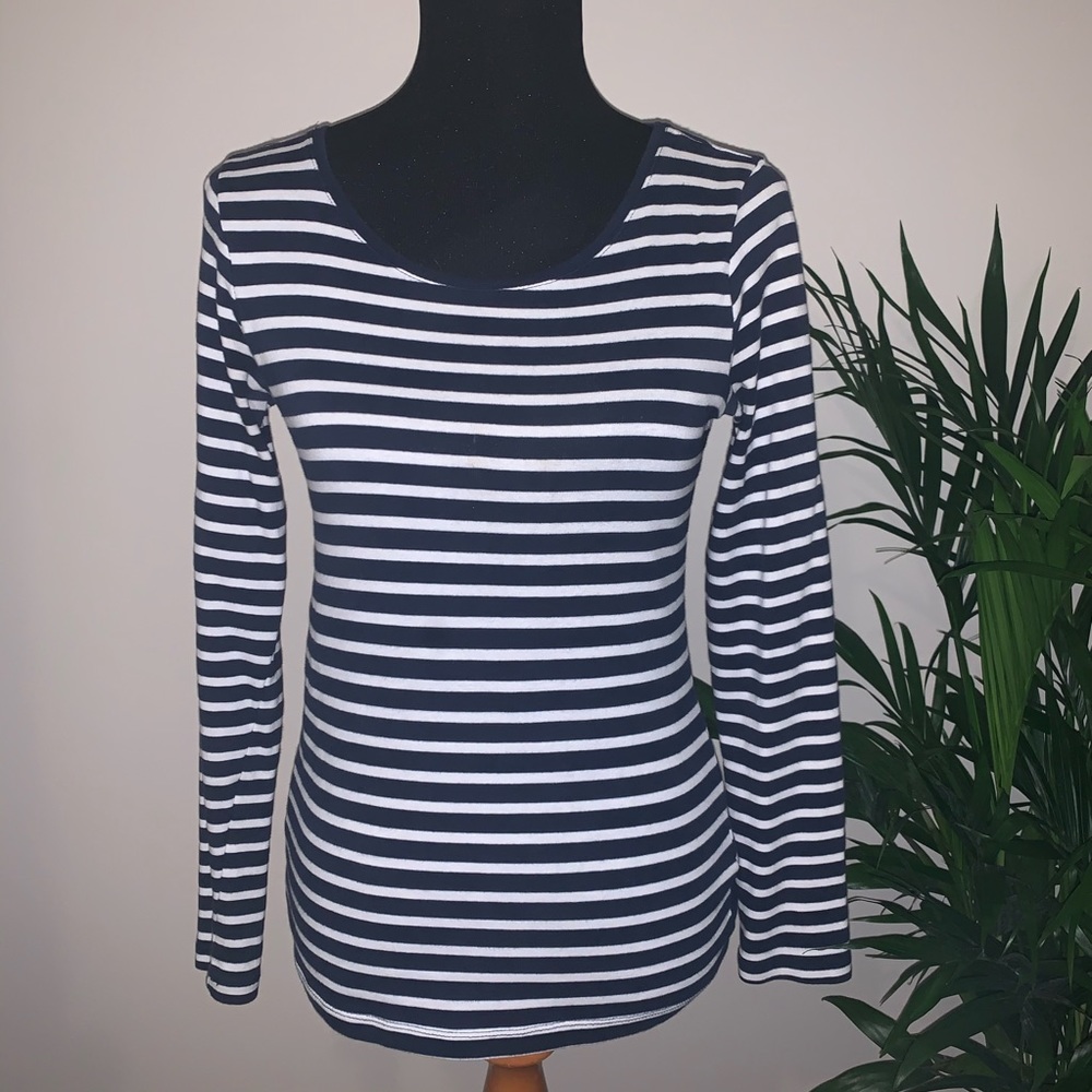 ⚓️H&M Stripped Long Sleeve Top⚓️